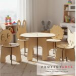 Mesa de tronco + 4 sillas infantiles de animalitos