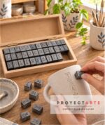 Set mini sellos cursiva mayuscula en caja